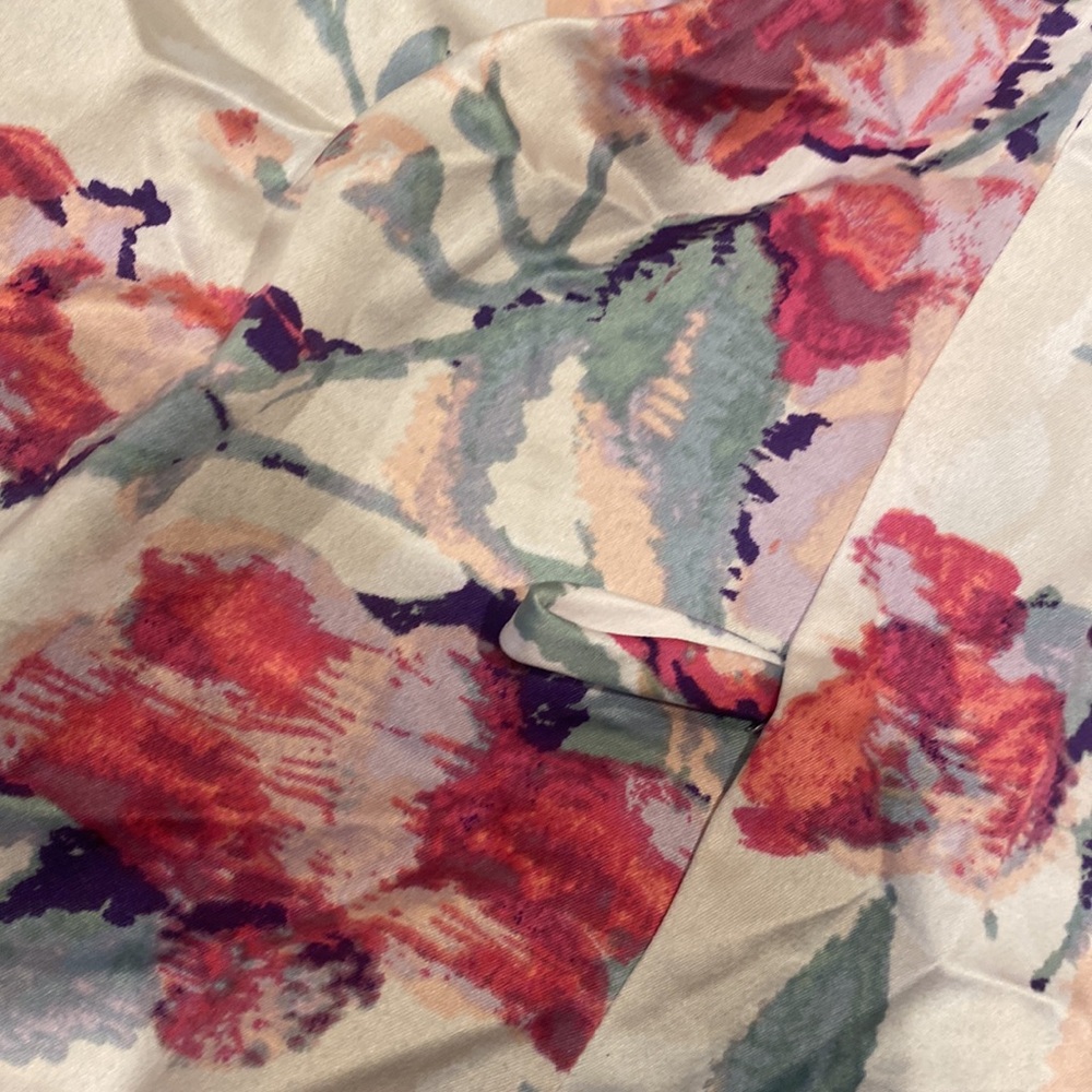 Floral Robe - Picture 6 of 9